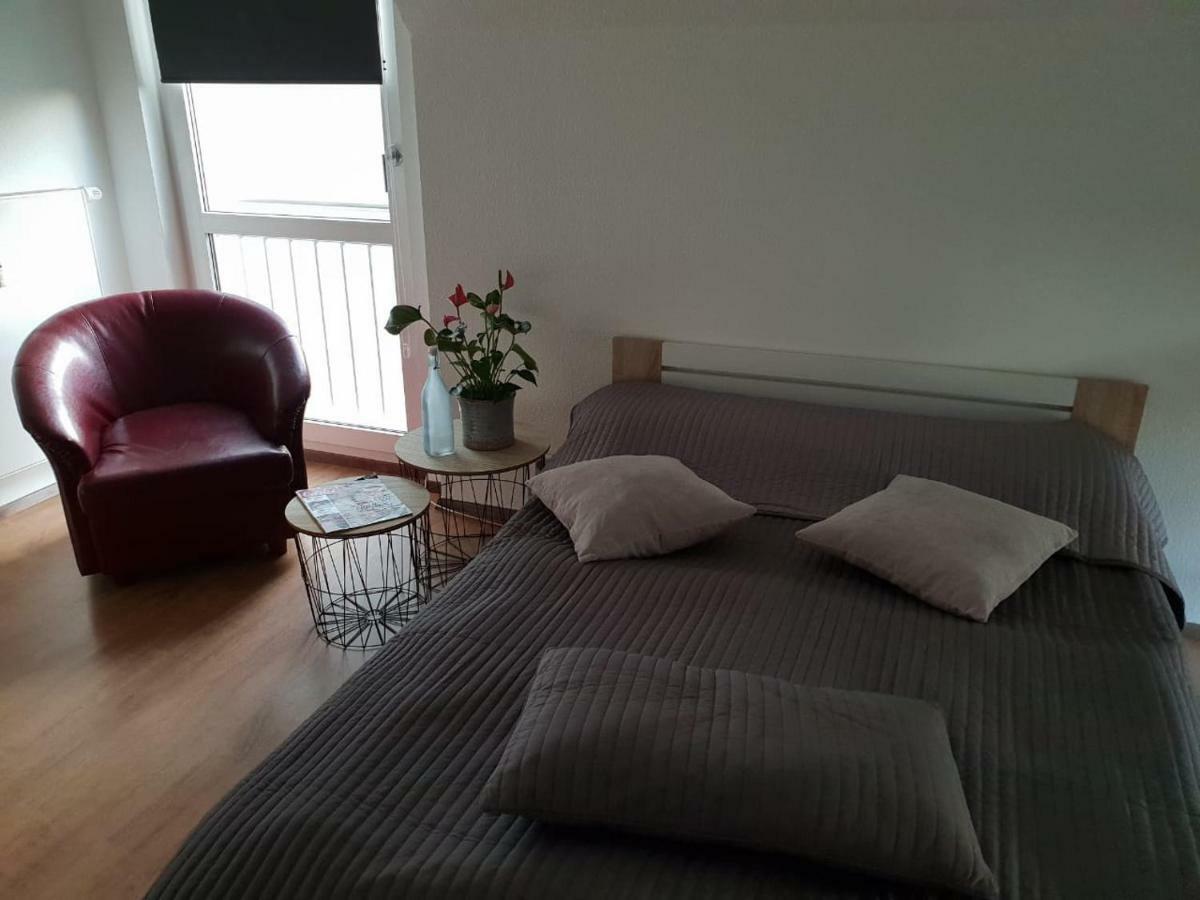 קאסל Gemuetliches Zimmer Mit Eigenem Bad/Wc/Kueche מראה חיצוני תמונה